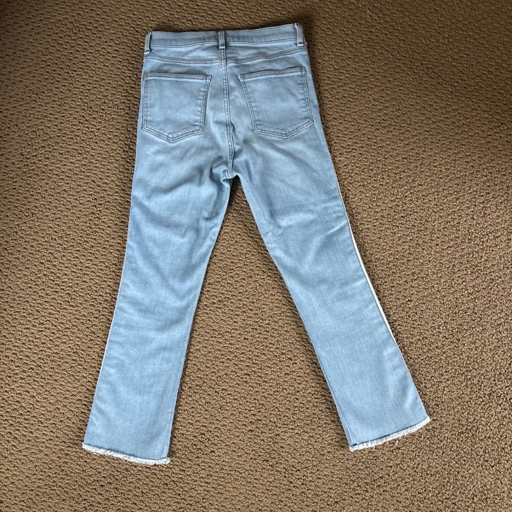 Veronica Beard flare, kick jeans, style: Carly - Picture 8 of 8